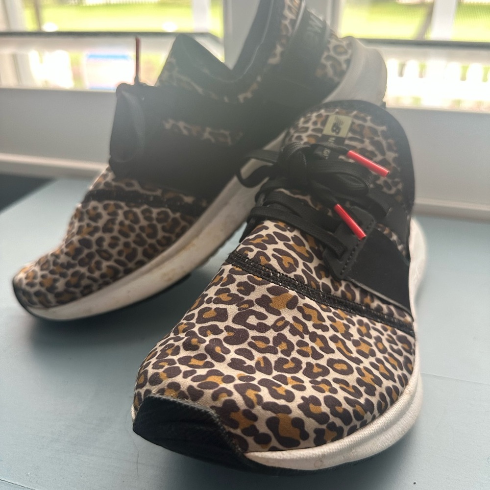 New Balance Nergize Sport Running Shoes In Leopard Print.  Sz 7.5 D Wide Width - Picture 3 of 6
